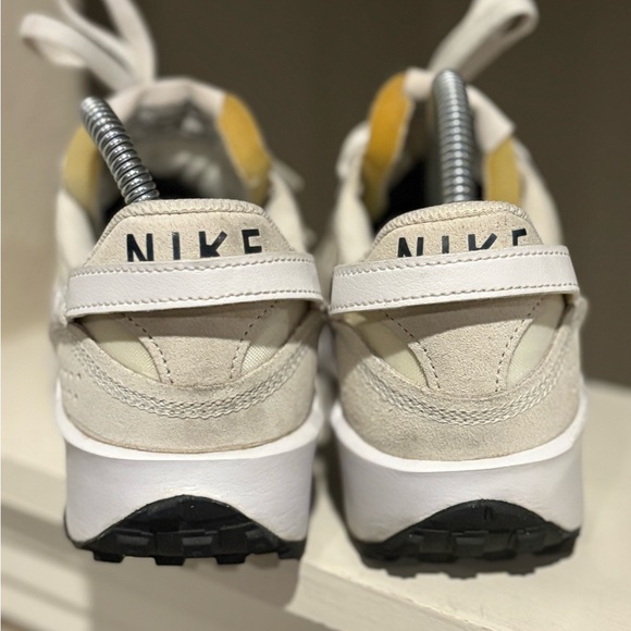 Nike Waffle Debut Shoes Womens Size 8.5 White Black Waffle Sole Suede DH9523-100 - Picture 9 of 11